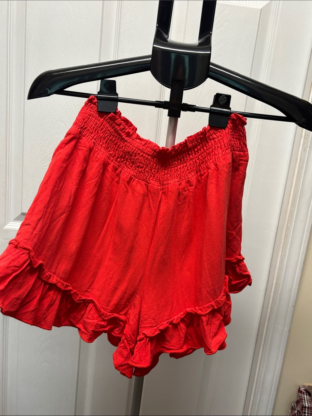 Love Riche Ruffled Smocked Waist Lined Shorts Medium